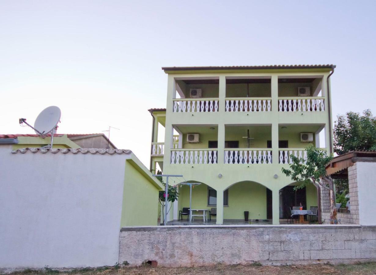 Holiday Home Matosevic Medulin Luaran gambar